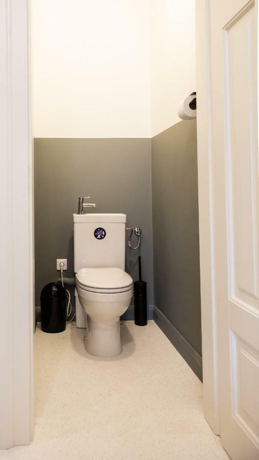 Romeo & Julia Luxury Apartments- Walking Distance To Main Square