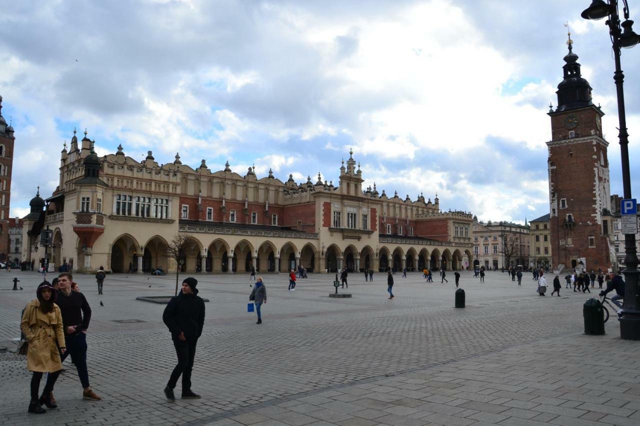 Romeo & Julia Luxury Apartments- Walking Distance To Main Square * Krakau