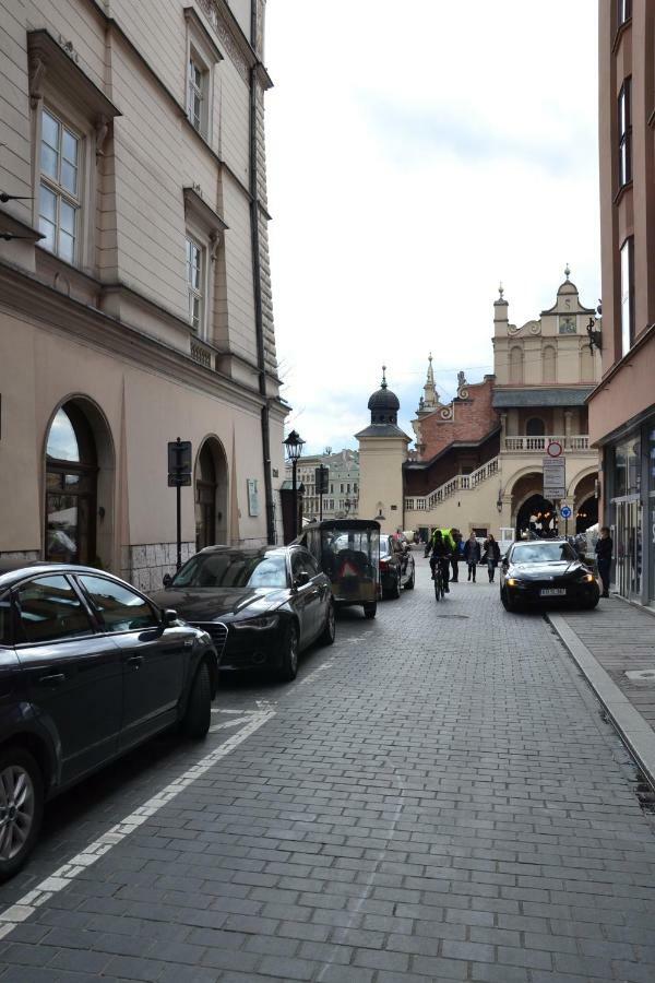 Romeo & Julia Luxury Apartments- Walking Distance To Main Square Apartment *