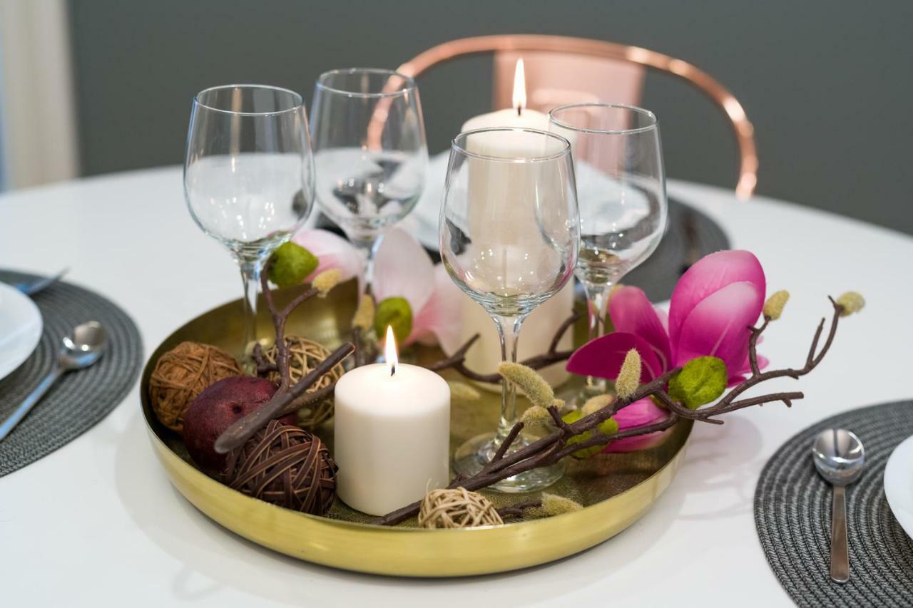 Romeo & Julia Luxury Apartments- Walking Distance To Main Square * Krakau