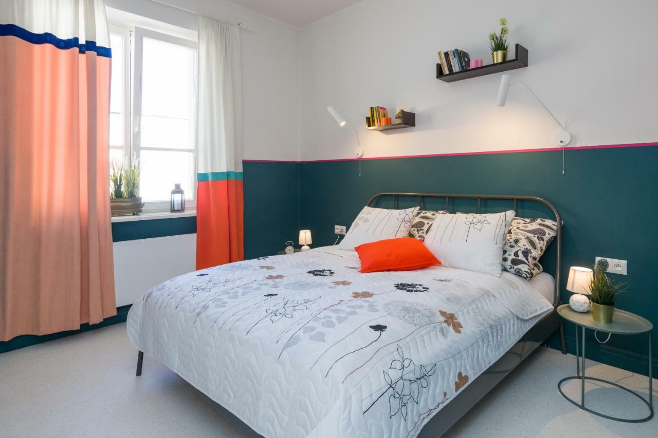 Romeo & Julia Luxury Apartments- Walking Distance To Main Square Krakau