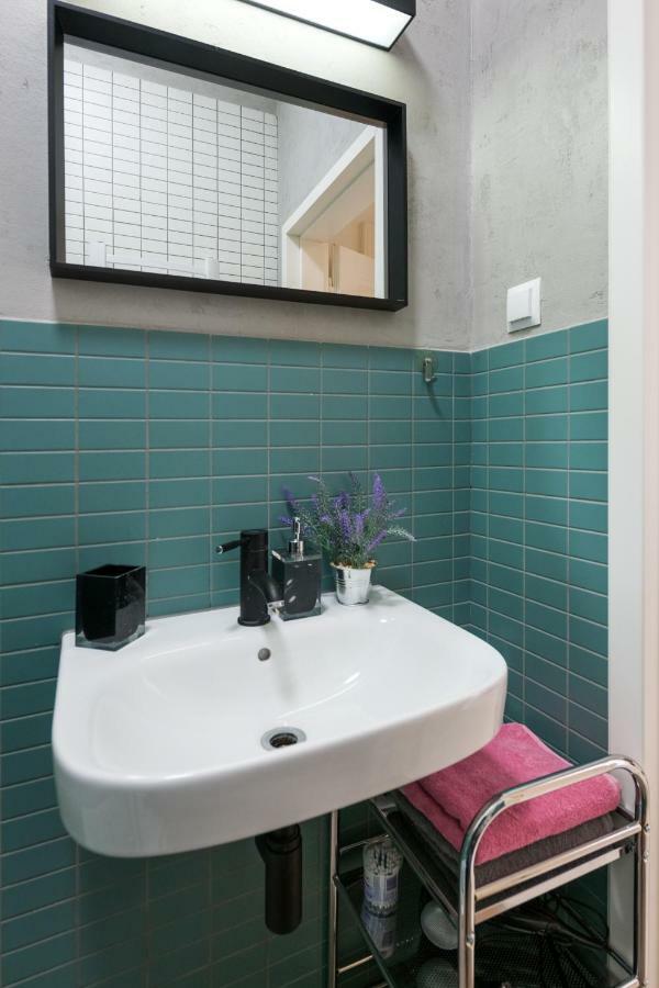 Romeo & Julia Luxury Apartments- Walking Distance To Main Square * Krakau